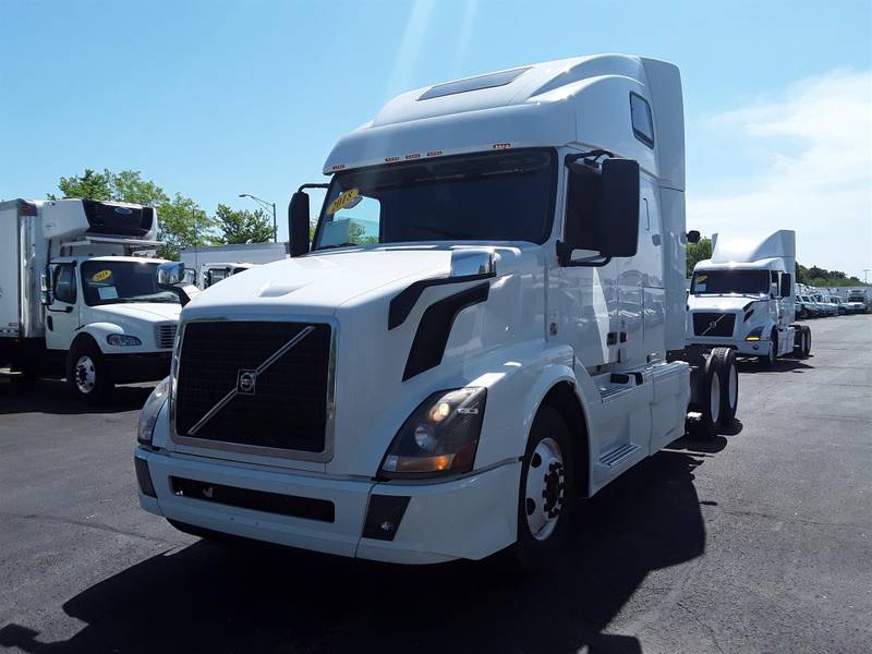 2018 Volvo VNL64T