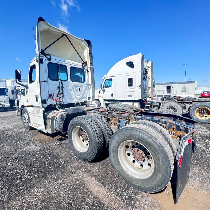 2020 Freightliner NEW CASCADIA 116 (For Sale) | Day Cab | #270215