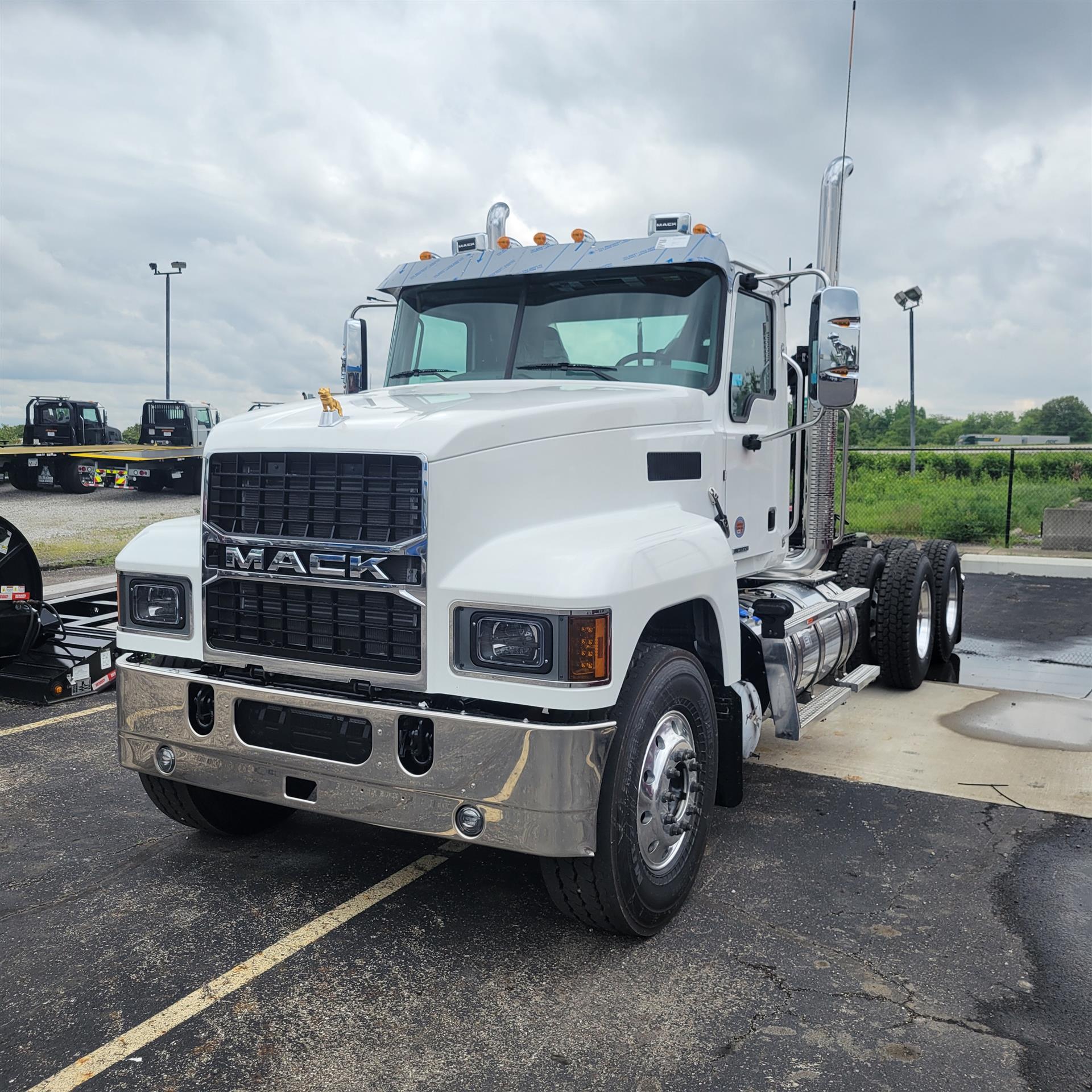 2025 Mack Pinnacle PI64T M778 For Sale M016132