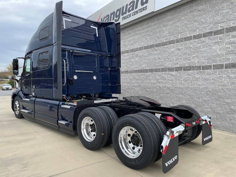 2025 Volvo VNL 860 For Sale 70" Sleeper 1208591