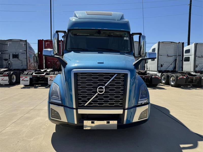 2025 Volvo VNL 860 For Sale 77" Sleeper 1203776