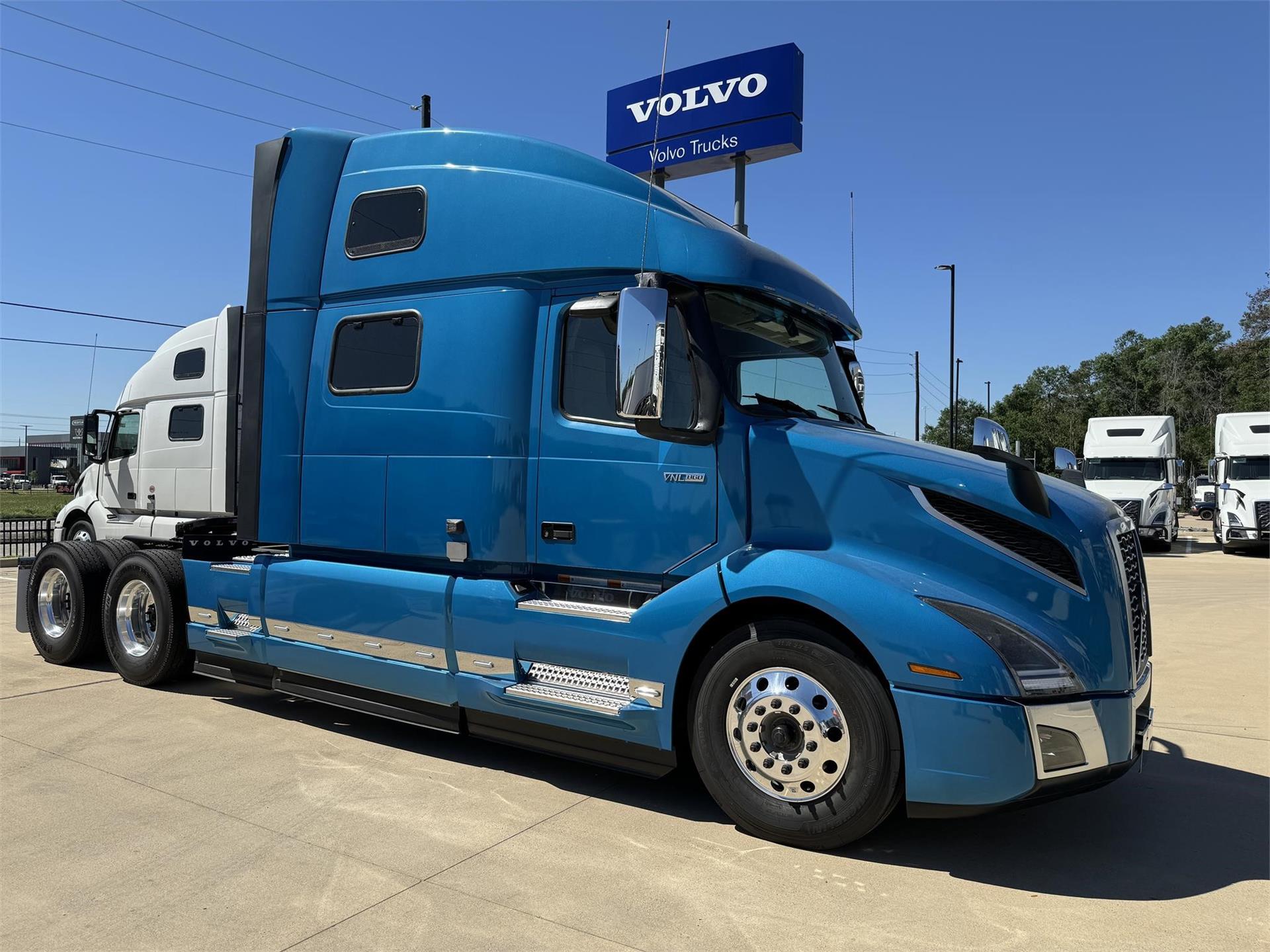 2025 Volvo VNL 860 For Sale 77" Sleeper 1203776