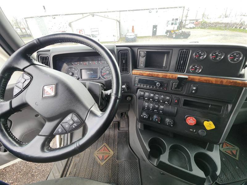 2022 International LT625 For Sale | Sleeper Truck | #200044