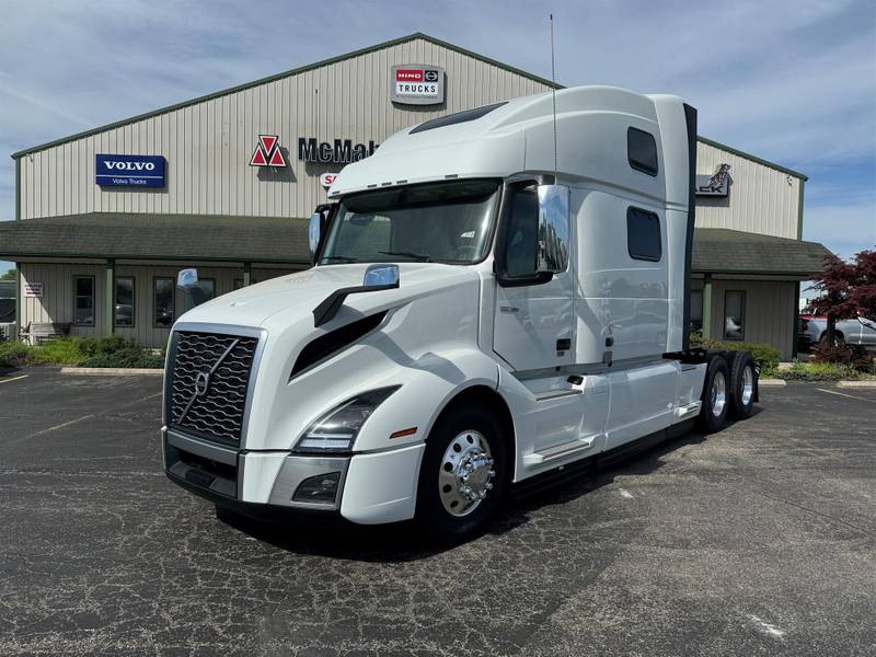 2025 Volvo VNL 860