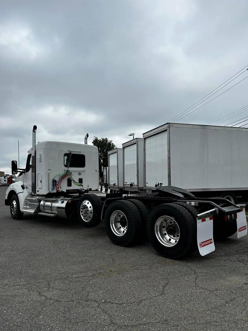 2024 Kenworth T880S For Sale | 40