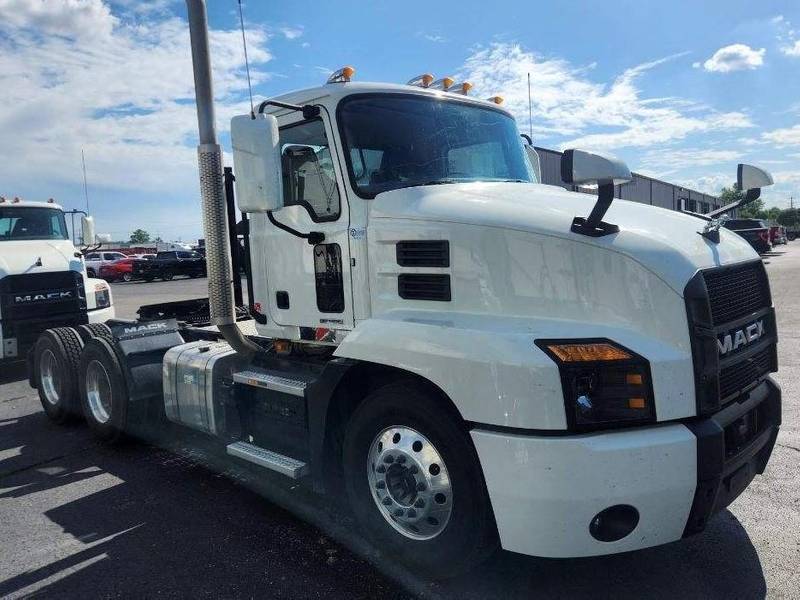 2023 Mack Anthem An64t M742 For Sale Daycab Sleeper M031663