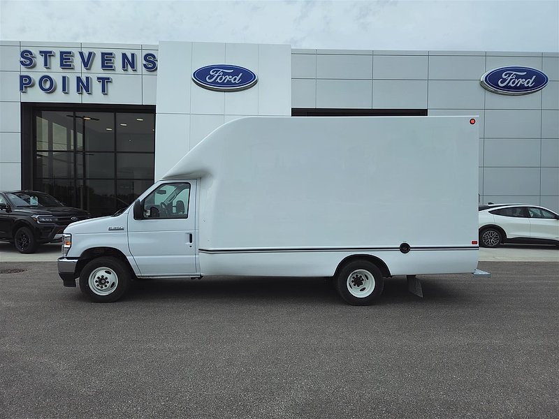 2025 Ford E350