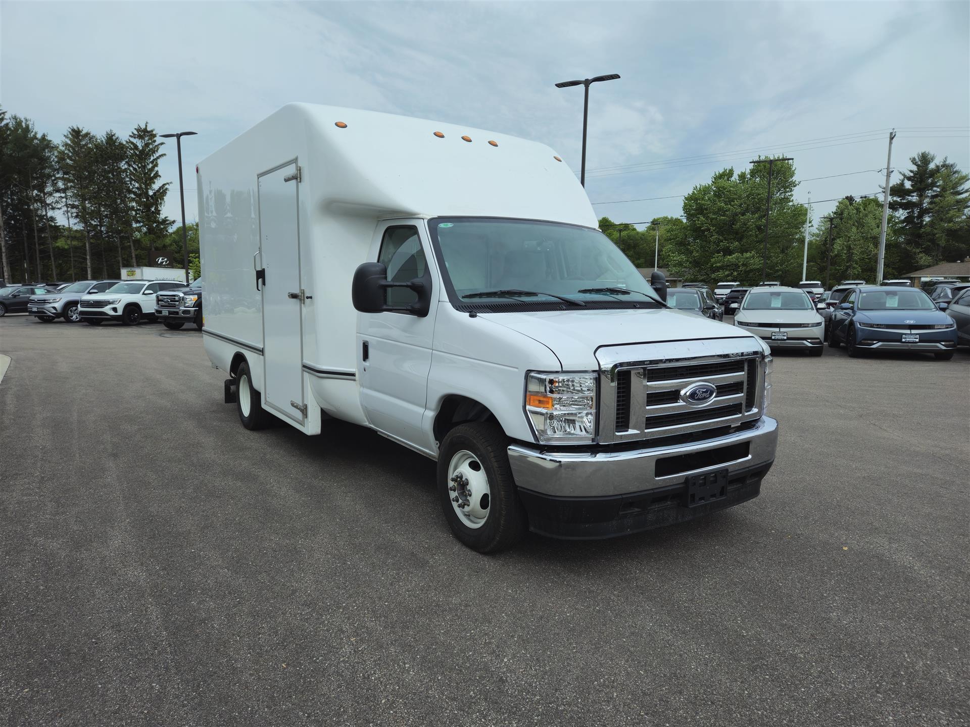 2025 Ford E350 For Sale 14' 258002