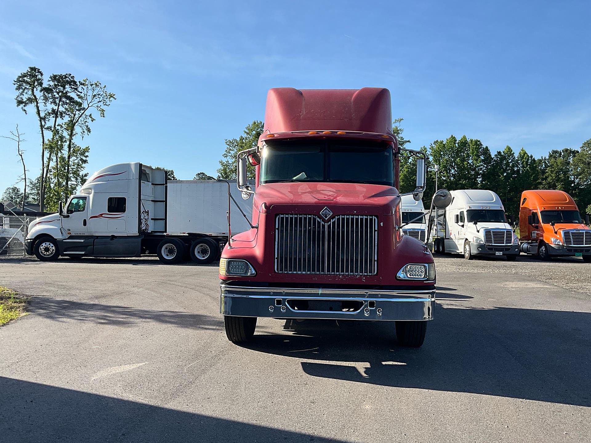 リムジン 2005 International 9400i For Sale | Raised Roof Sleeper | #AJM006257