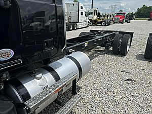 2025 Mack MD642