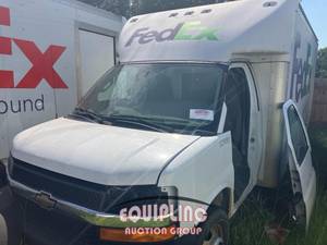 2017 Chevrolet EXPRESS 3500 - Box Van