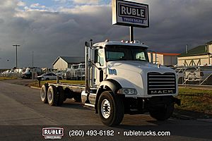 2013 Mack Granite GU813 - Cab & Chassis