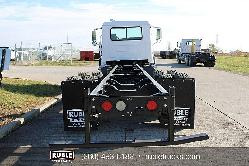 2007 Mack CV713