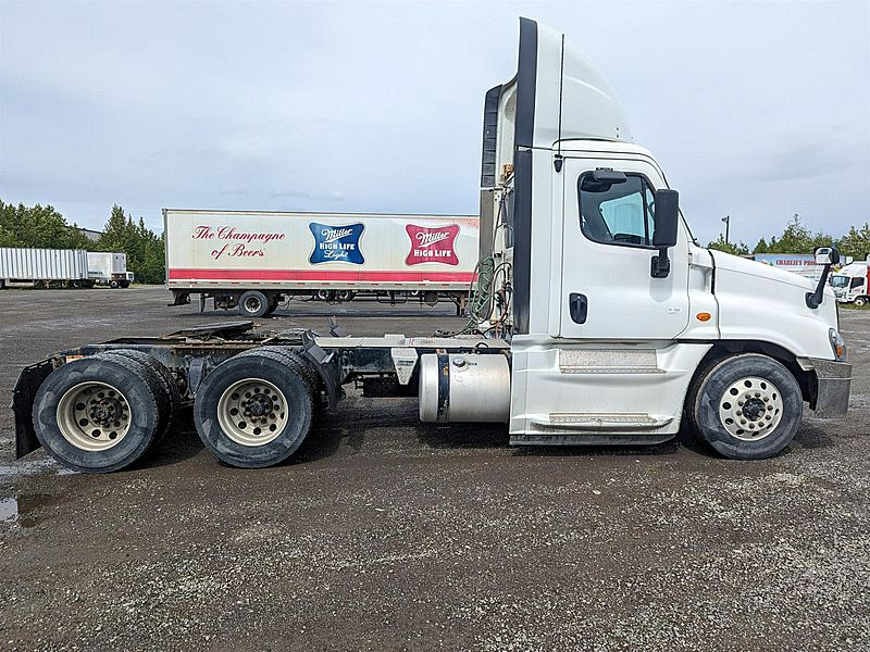 2017 Freightliner CASCADIA 125 For Sale | Day Cab | #666290