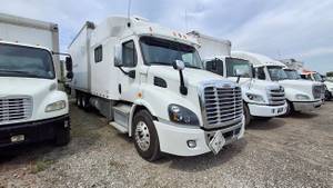 2013 Freightliner Cascadia - Expeditor