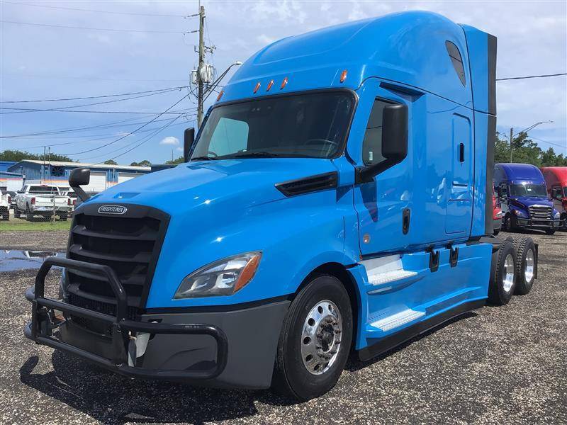 2021 Freightliner Cascadia 126 (For Sale) | 72