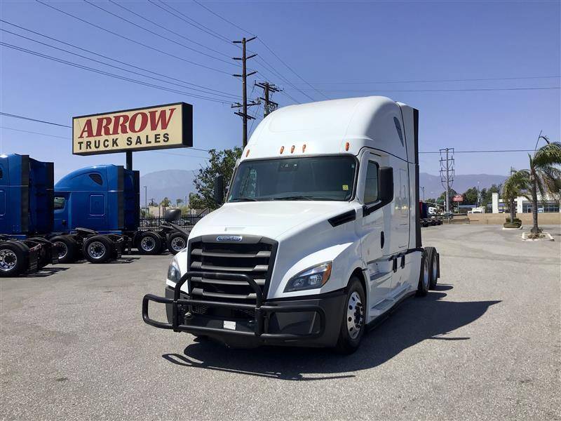 2021 Freightliner Cascadia 126 (For Sale) | 72