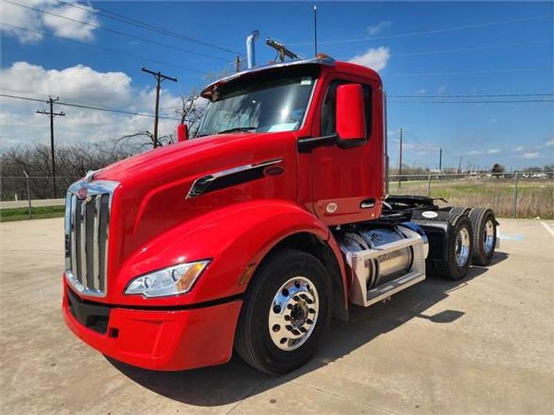 2025 Peterbilt 579 For Sale Day Cab SD728840