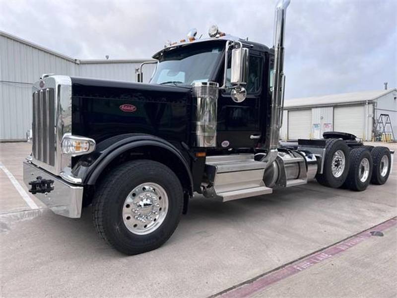 2025 Peterbilt 589 For Sale | Day Cab | #SD736529