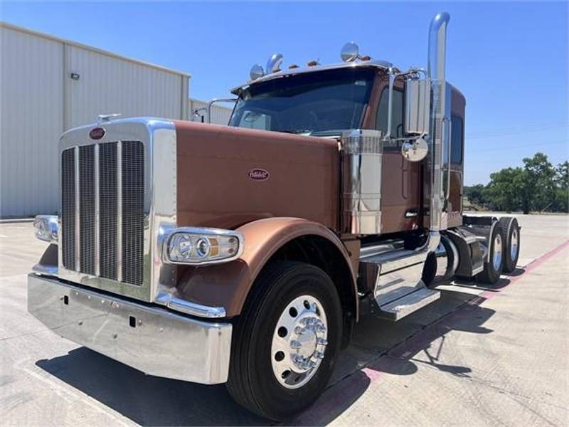 2025 Peterbilt 589 For Sale 44" Sleeper SD748089