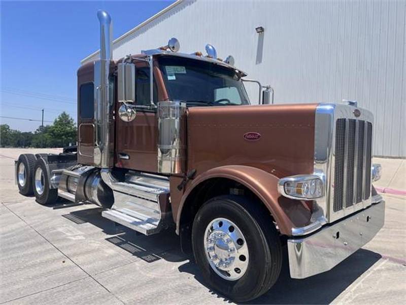 2025 Peterbilt 589 For Sale 44" Sleeper SD748089