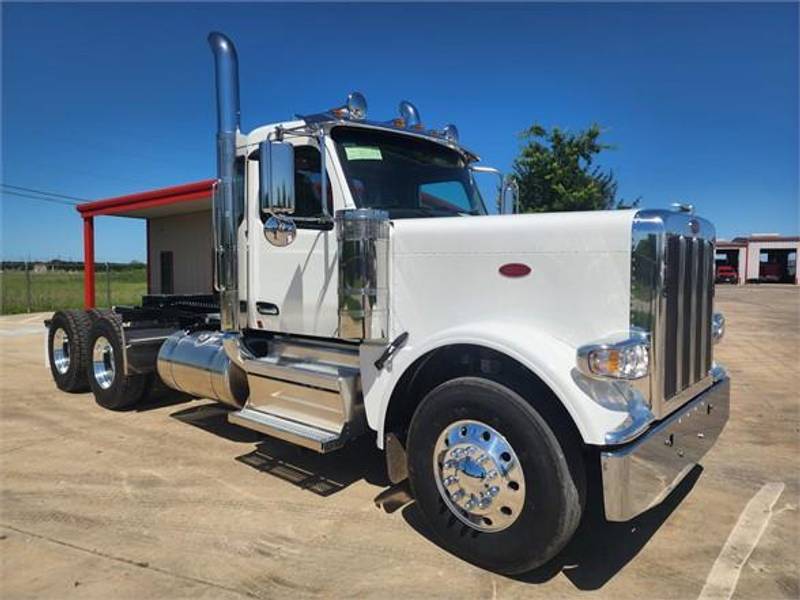 2025 Peterbilt 589 For Sale Day Cab SD736558