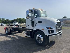 2025 Mack MD742 - Cab & Chassis
