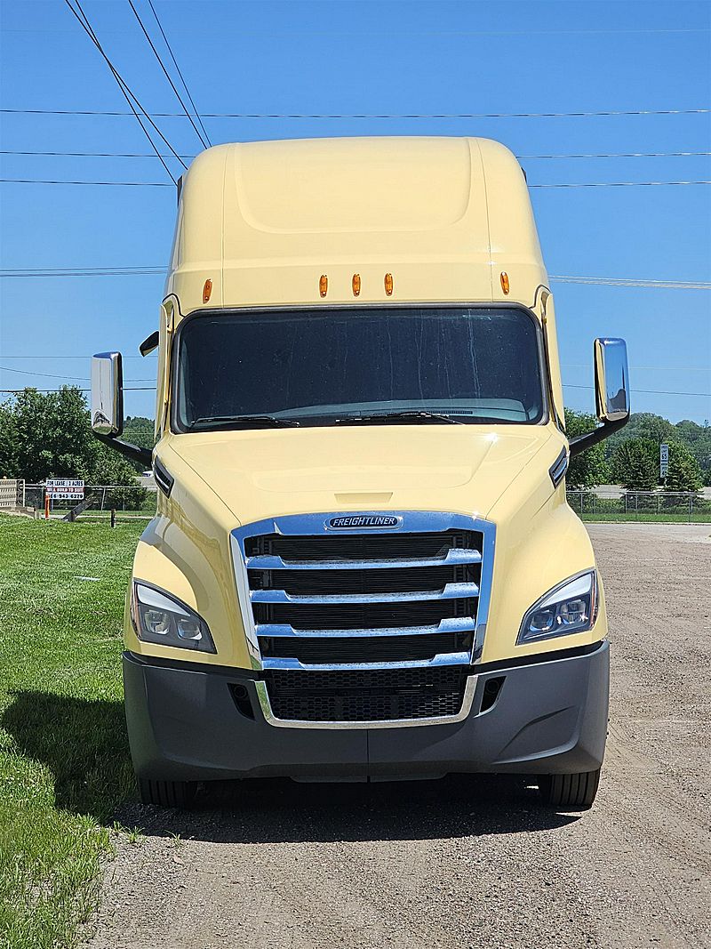 2024 Freightliner New Cascadia (For Sale) 126" Sleeper 771372