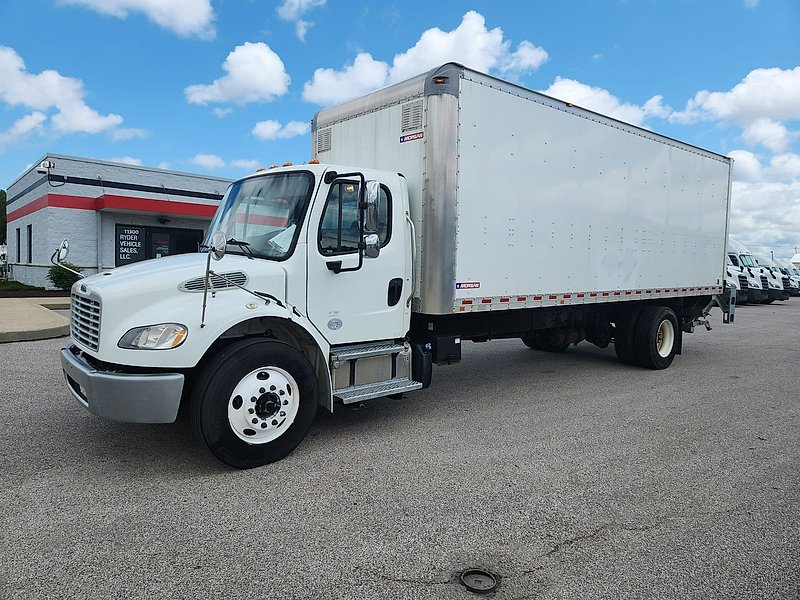 2018 Freightliner M2 106