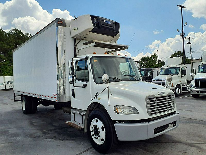 2017 Freightliner M2 106