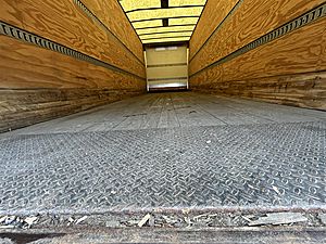 2012 Utilimaster 26' VAN BODY - Dry Van