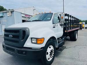 2011 Ford F750 - Stake Bed