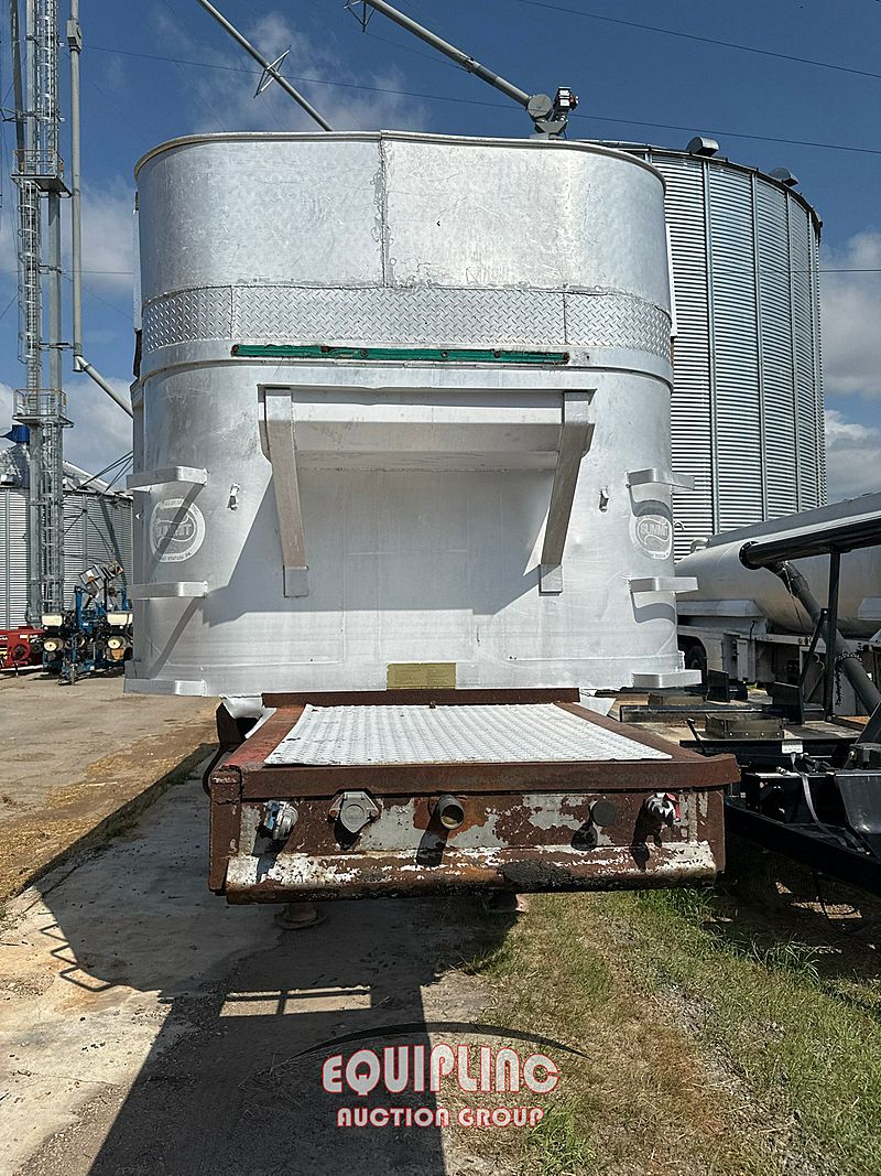 1984 SUMMIT TRAILERS SUMMIT TRAILERS