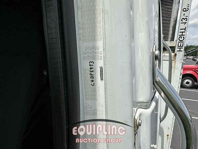 2012 Freightliner M2