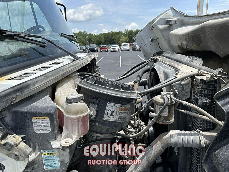 2012 Freightliner M2