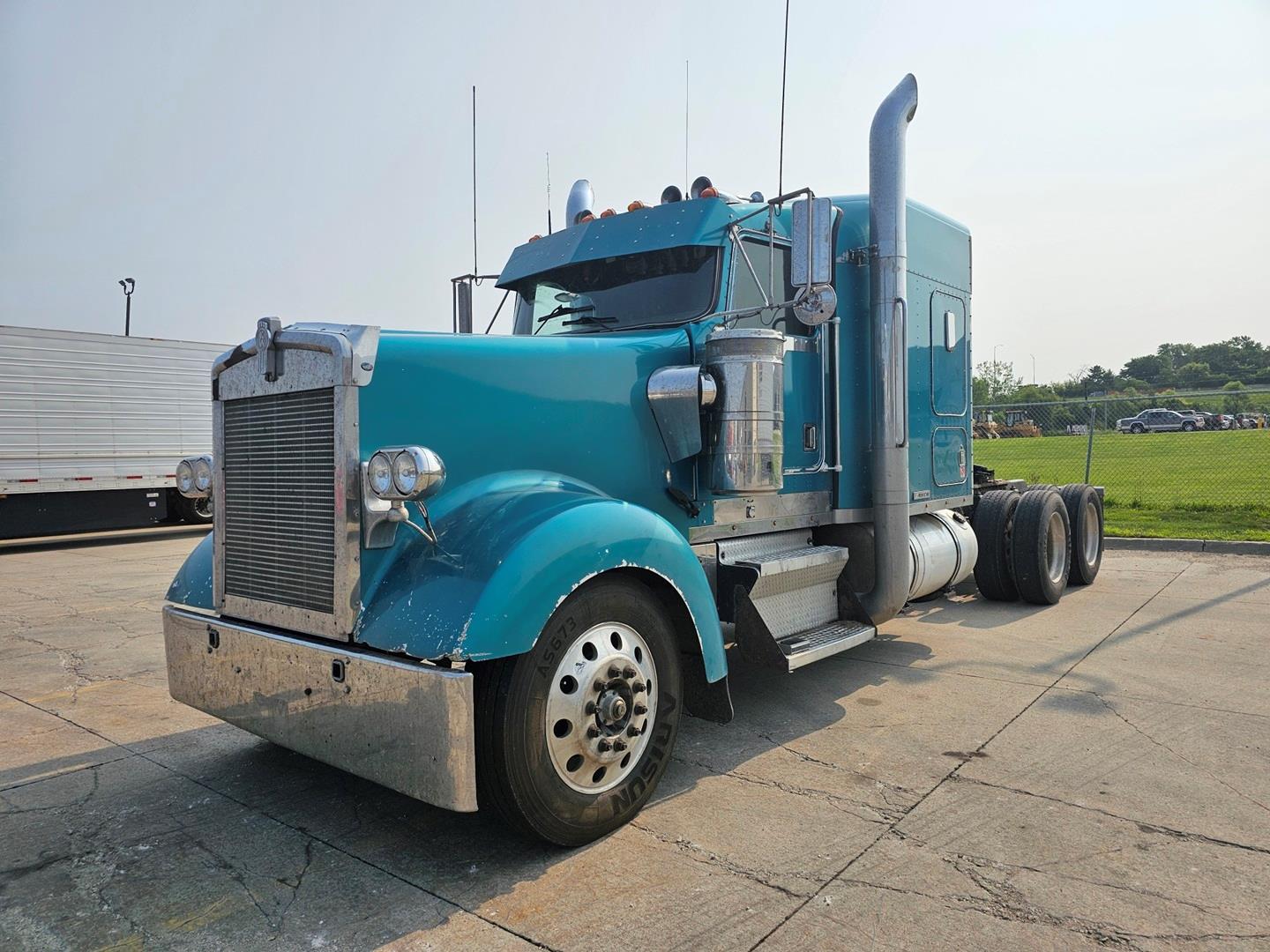 2000 Kenworth W900L For Sale | 72