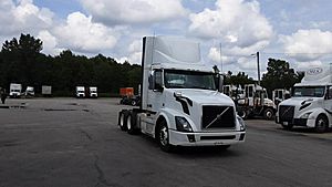 2017 Volvo VNL - Day Cab