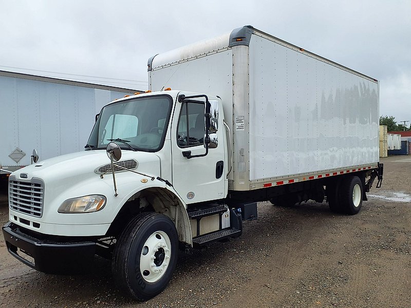 2018 Freightliner M2 106