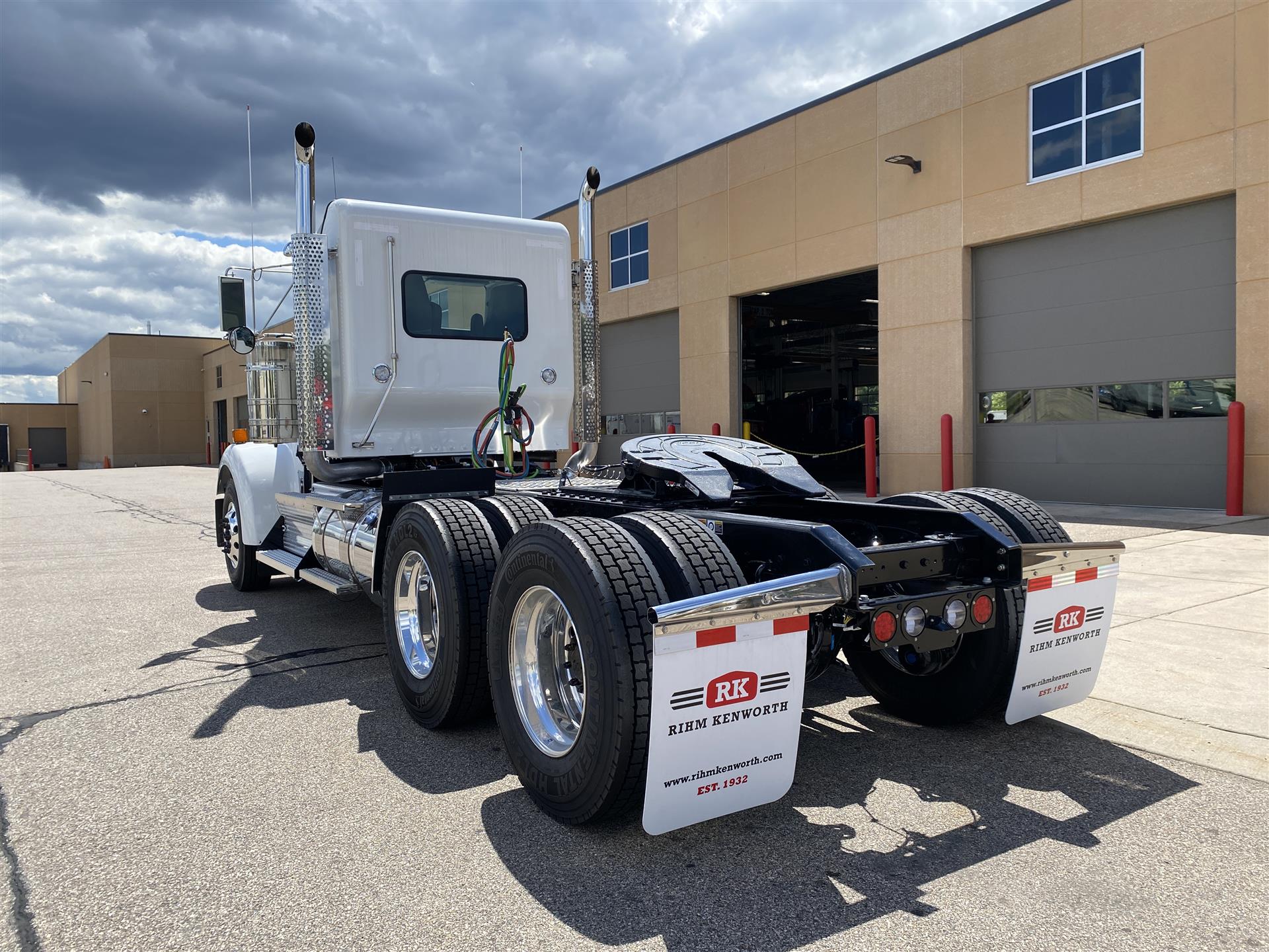 2025 Kenworth W9 Series For Sale Day Cab Sr127999 7361