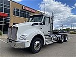 2025 Kenworth T880
