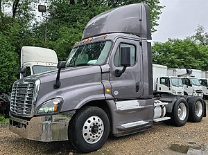 2018 Freightliner Cascadia 125 - Day Cab