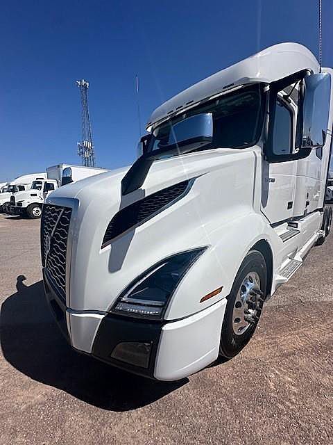 2025 Volvo VNL 860 For Sale 77" Sleeper 1206836