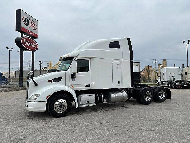 2020 Peterbilt 579