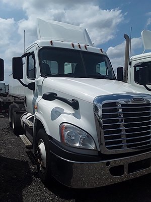 2018 Freightliner Cascadia 125