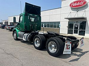2019 Peterbilt 579 - Day Cab