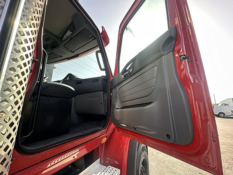 2025 International HX620 For Sale | Dump Truck | # 184552