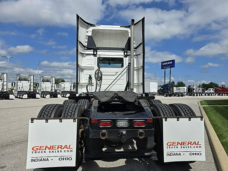 2024 Volvo VNL