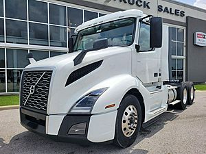2023 Volvo VNL - Day Cab