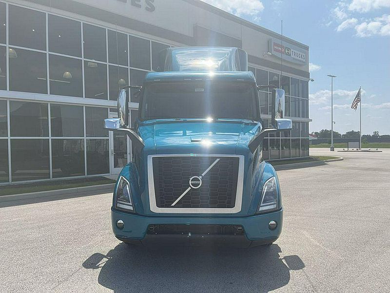 2021 Volvo VNR64T640 For Sale | Sleeper Truck | #GM16826