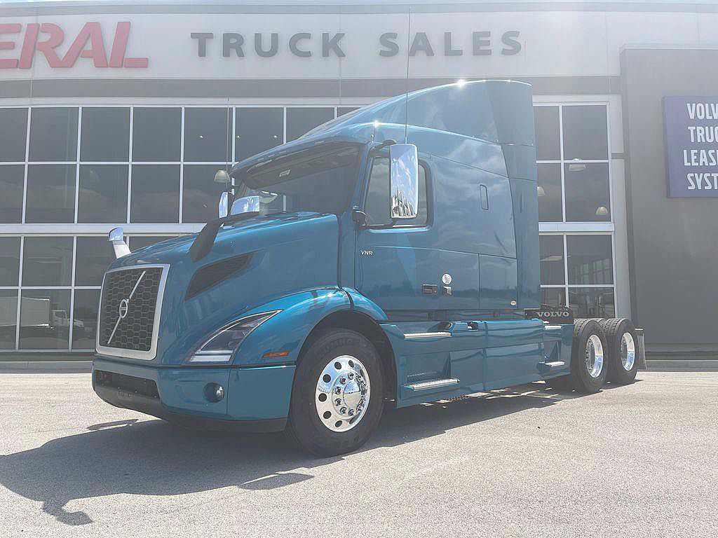 ドラパルトV SR 210 HP 2021 Volvo VNR64T640 For Sale | Sleeper Truck | #GM16826
